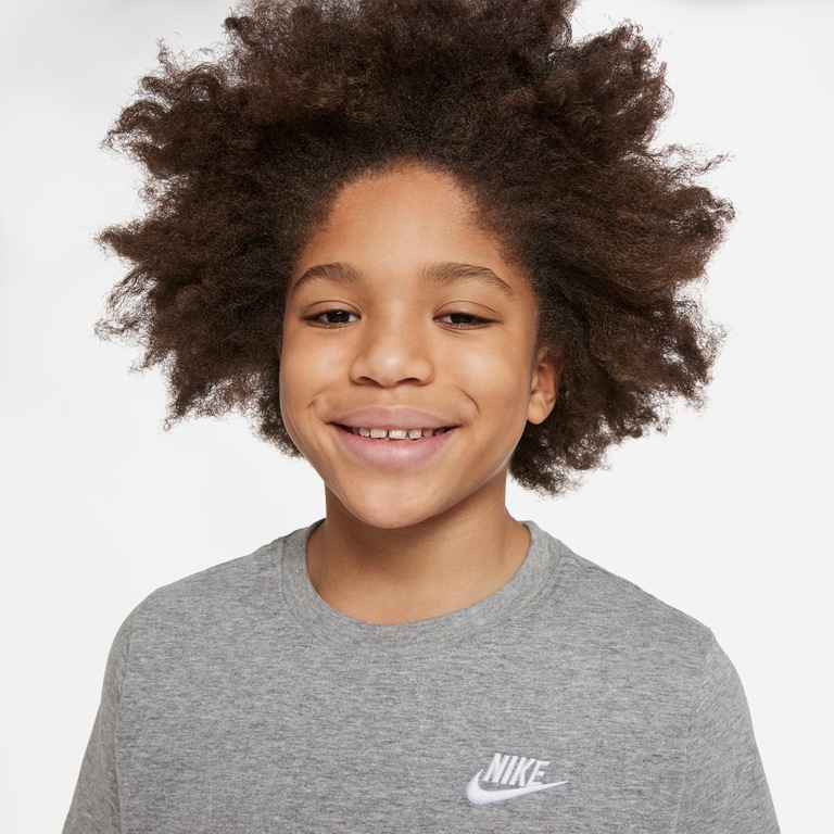 Camiseta Nike Sportswear Infantil - Foto 3