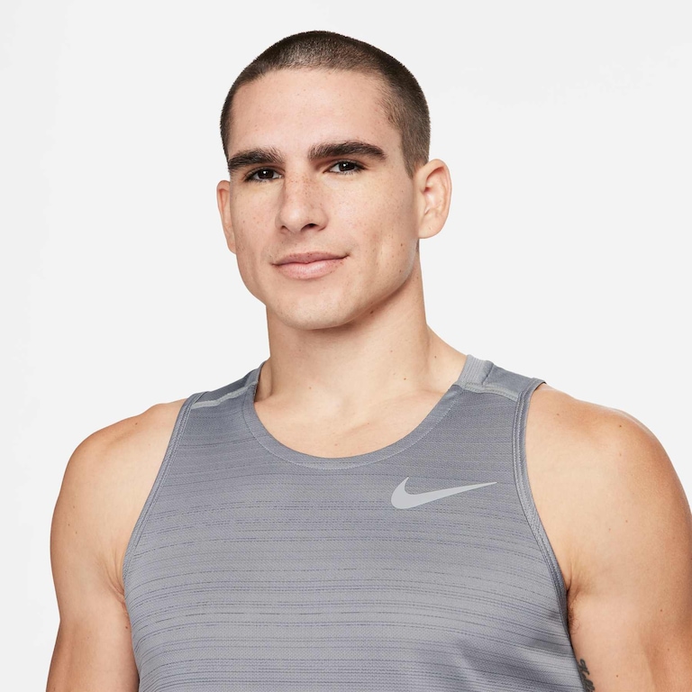 Regata Nike Dri-FIT Miler Masculina - Foto 3