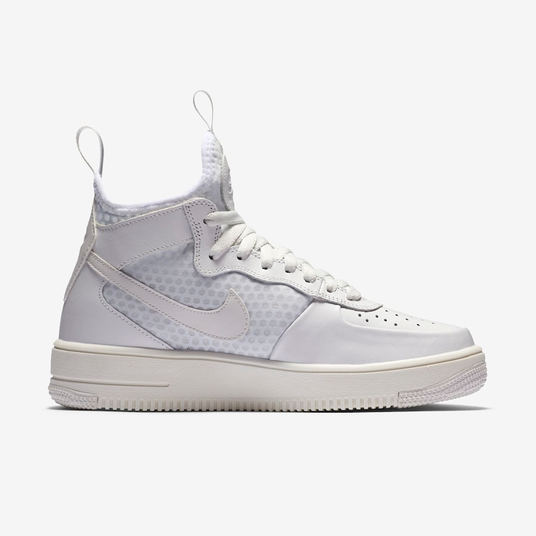 Tênis Nike Air Force 1 UltraForce Mid Feminino - Foto 3