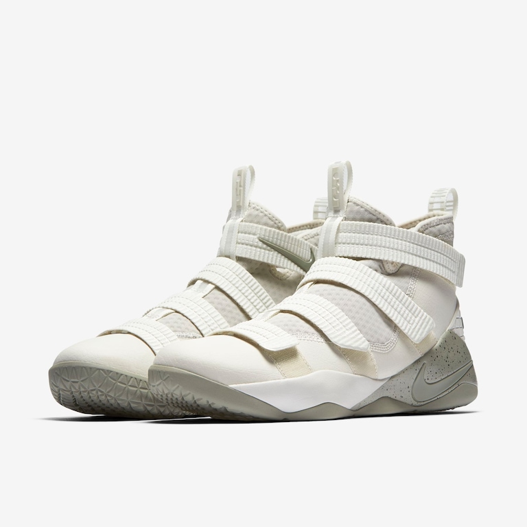 Tênis Nike Lebron Soldier XI SFG Masculino - Foto 5