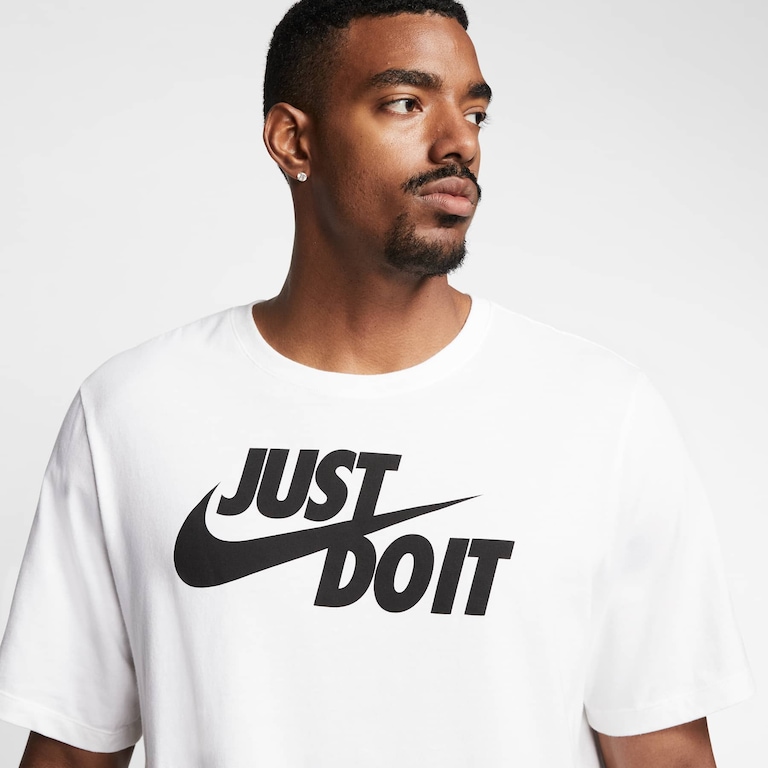 Camiseta Nike Sportswear JDI Masculina - Foto 1