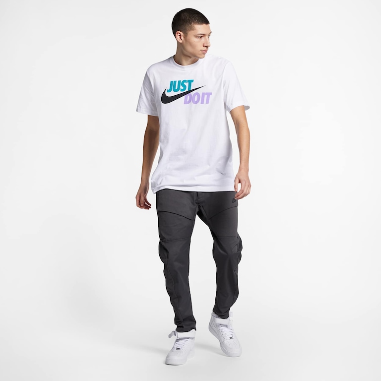 Camiseta Nike Sportswear JDI Masculina - Foto 3