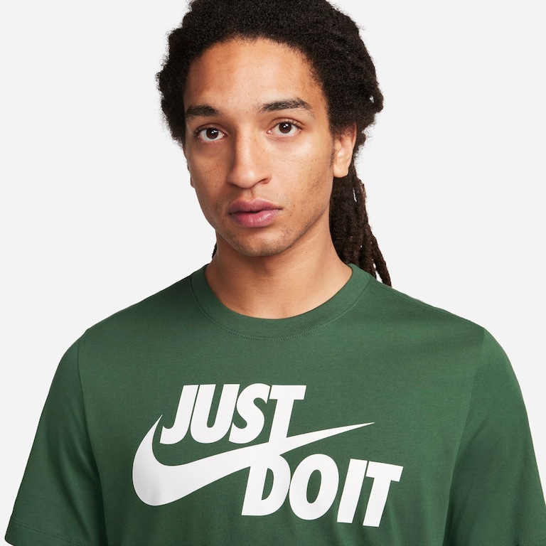 Camiseta Nike Sportswear JDI Masculina - Foto 3