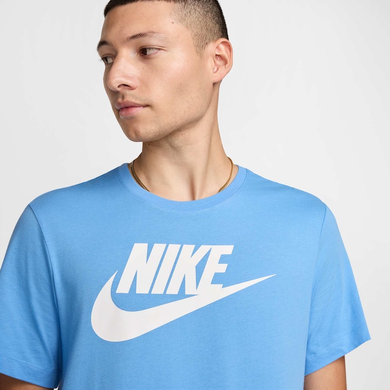 Camiseta Nike Sportswear Icon Futura Masculina - Foto 3