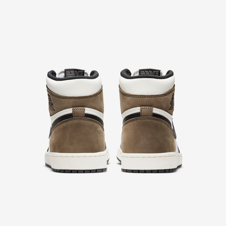 AIR JORDAN 1 RETRO HIGH OG - Foto 6