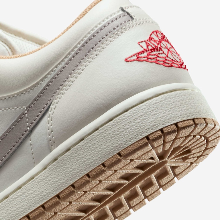Tênis Air Jordan 1 Low Masculino - Foto 8