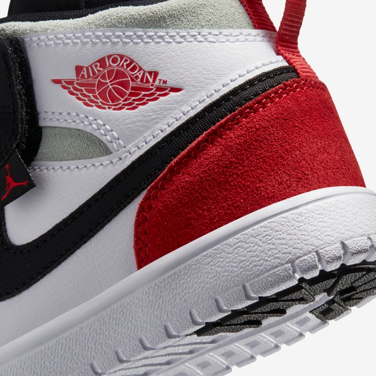 Tênis Jordan 1 Mid Infantil - Foto 8