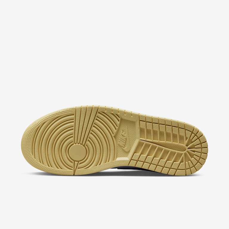 Tênis Air Jordan 1 Mid Feminino - Foto 2