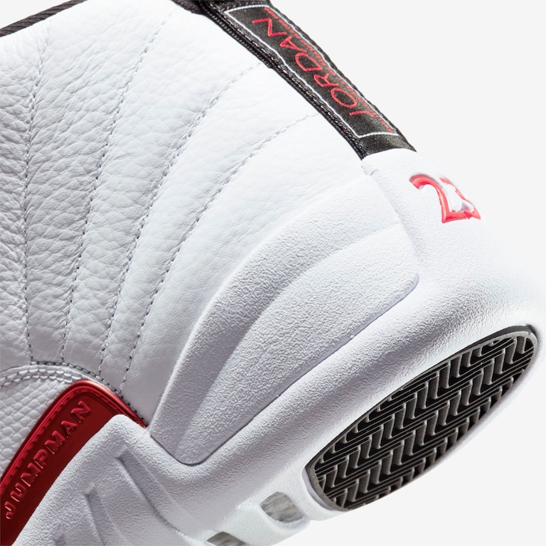 Air Jordan 12 Retro - Foto 8