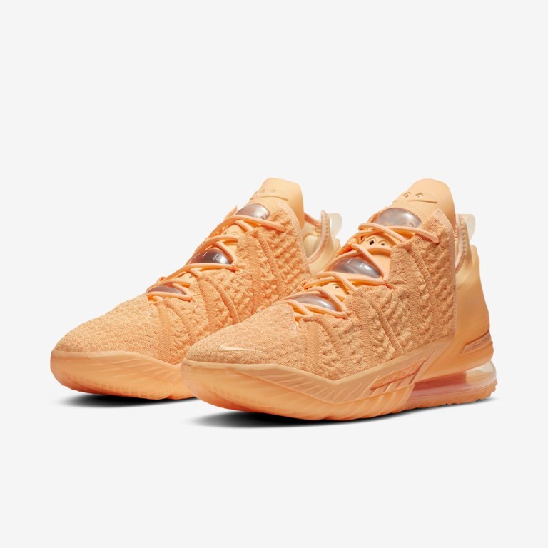 Tênis Nike LEBRON XVIII Unissex - Foto 5