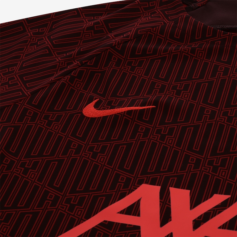 Camiseta Nike Liverpool Dri-FIT Feminina - Foto 4