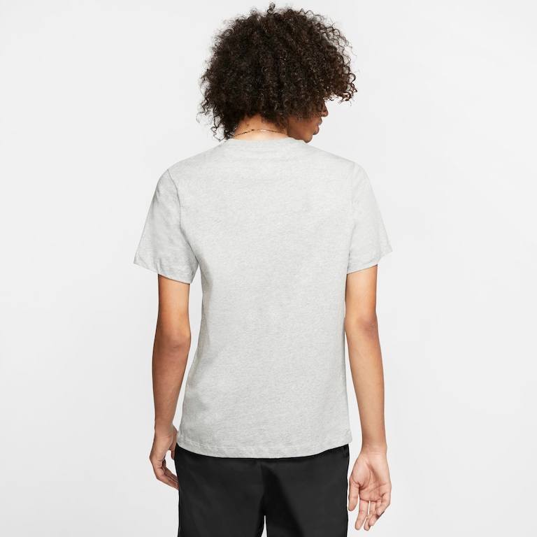 Camiseta Nike Sportswear Masculina - Foto 2