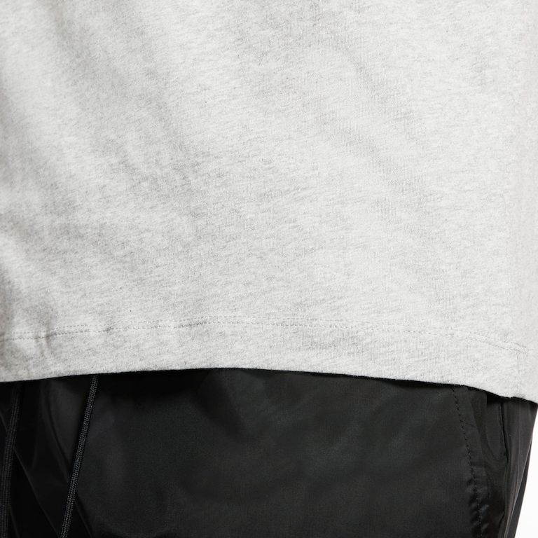 Camiseta Nike Sportswear Masculina - Foto 3