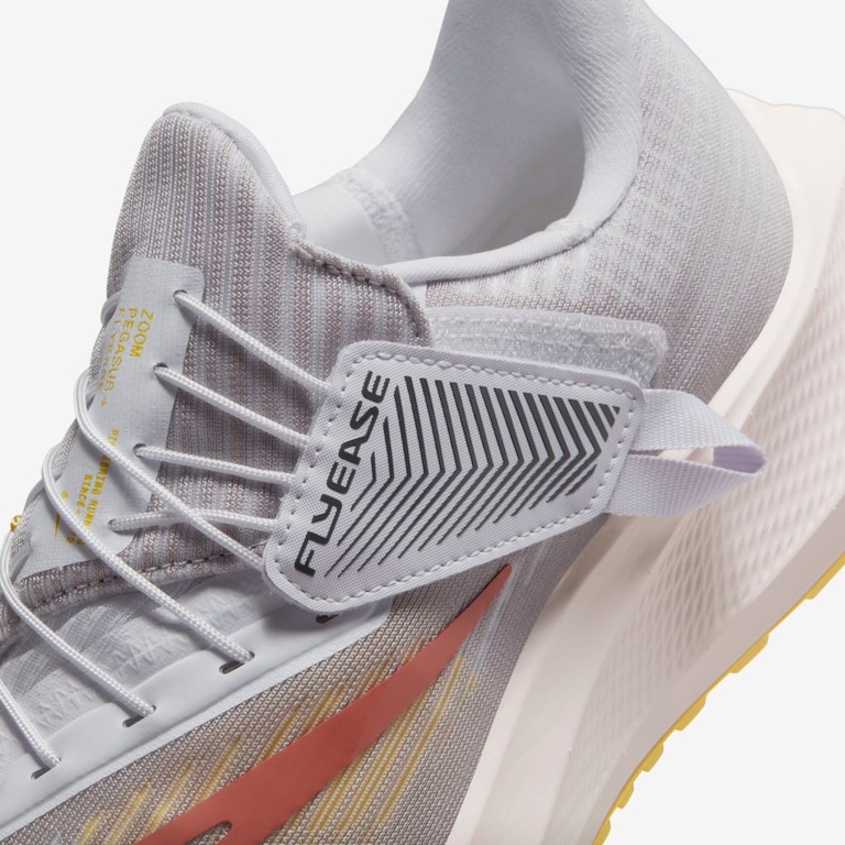 Tênis Nike Pegasus FlyEase Feminino - Foto 9
