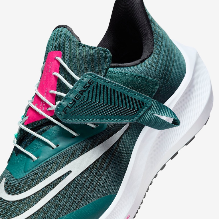 Tênis Nike Pegasus FlyEase Feminino - Foto 9