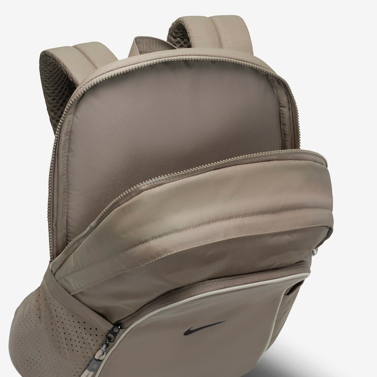 Mochila Nike Sportswear Essentials Unissex - Foto 6