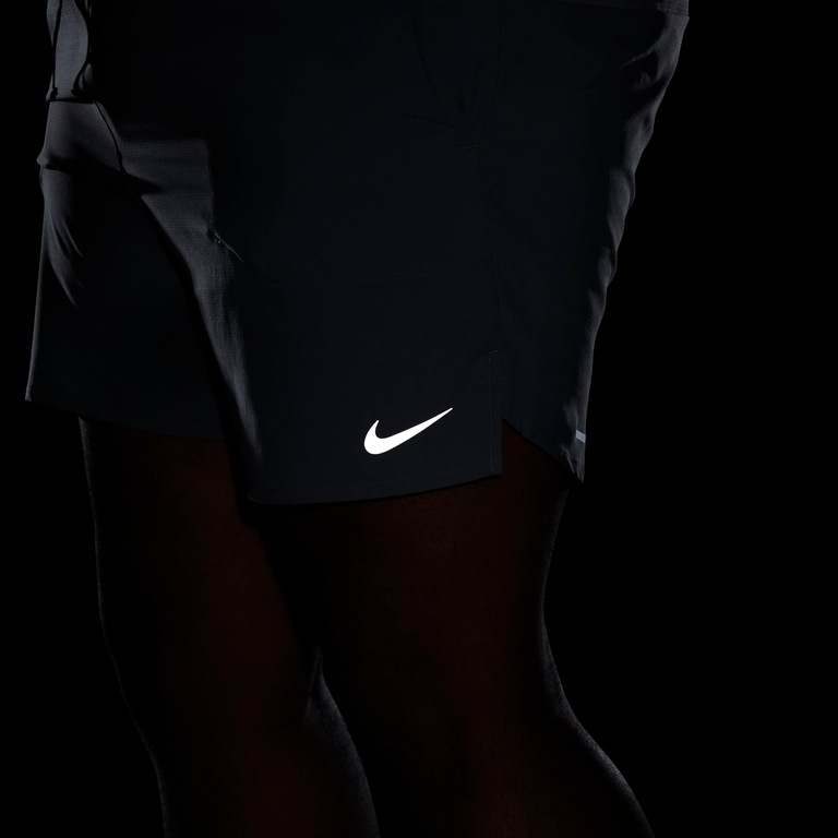 Shorts Nike Dri-FIT 7in Stride Masculino - Foto 17