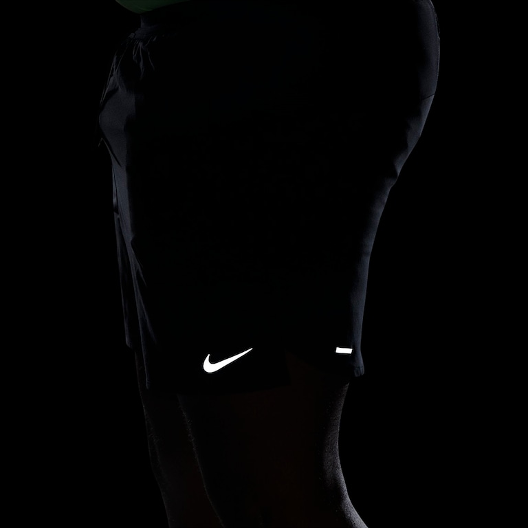 Shorts Nike Dri-FIT 7in Stride Masculino - Foto 22