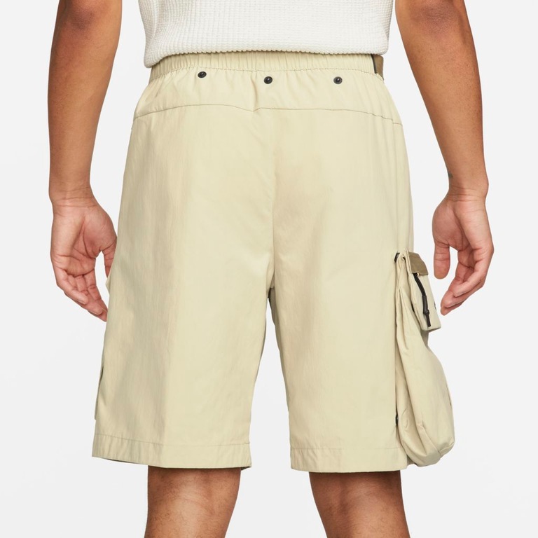 Shorts Nike Sportswear Tech Pack Masculino - Foto 3