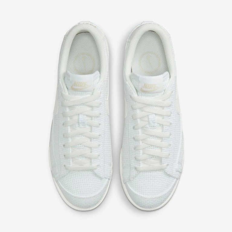 Tênis Nike Blazer Low Platform Feminino - Foto 4