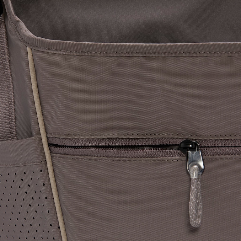 Bolsa Nike Sportswear Essentials Unissex - Foto 6