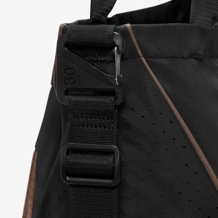 Bolsa Nike Sportswear Essentials Unissex - Foto 7