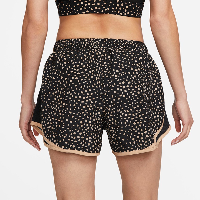 Shorts Nike Dri-FIT Tempo Feminino - Foto 3