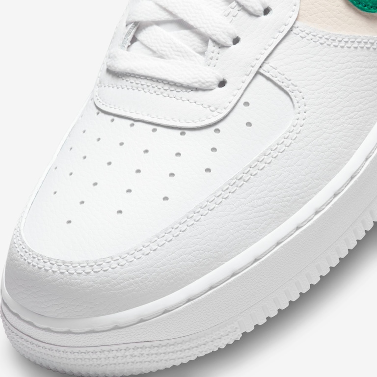 Tênis Nike Air Force 1 "07 LV8 EMB Masculino - Foto 7