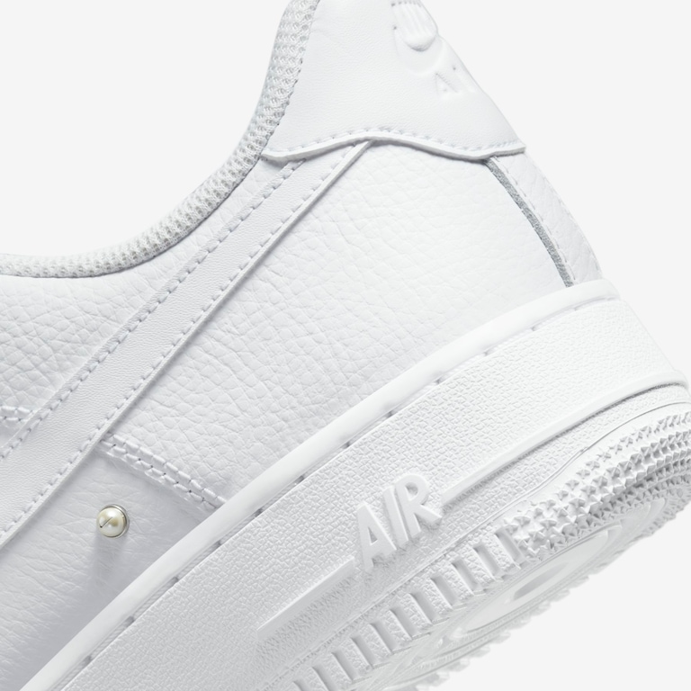 Tênis Nike Air Force 1 "07 SE Feminino - Foto 9