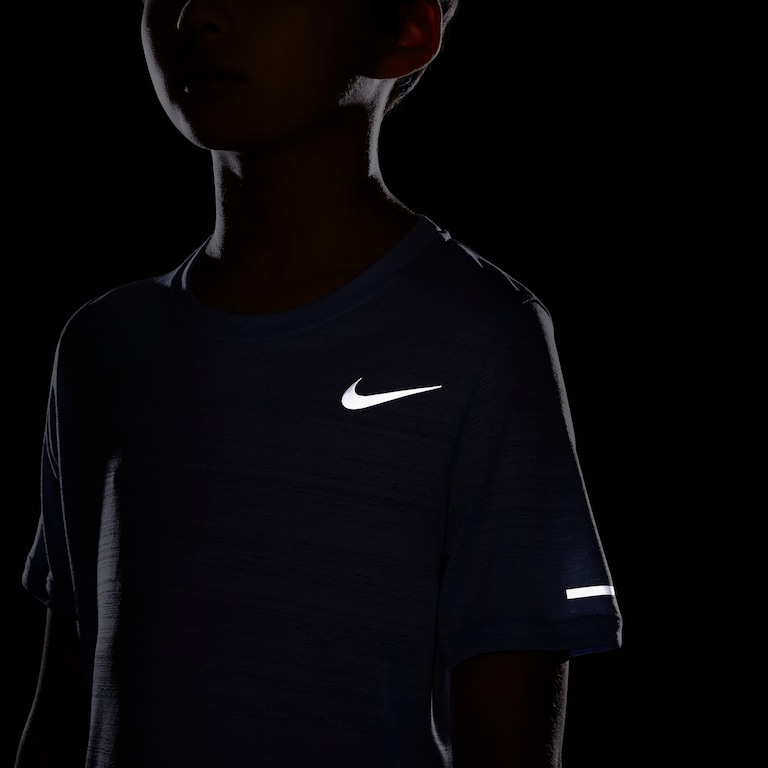 Camiseta Nike Dri-FIT Miler Infantil - Foto 6