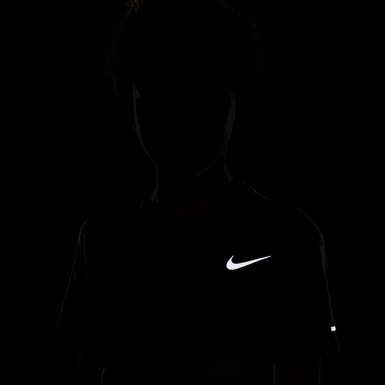 Camiseta Nike Dri-FIT Miler Infantil - Foto 7