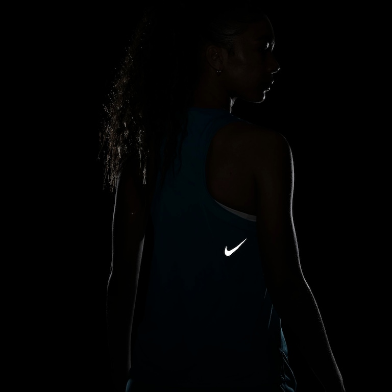 Regata Nike Dri-FIT Race Feminina - Foto 8
