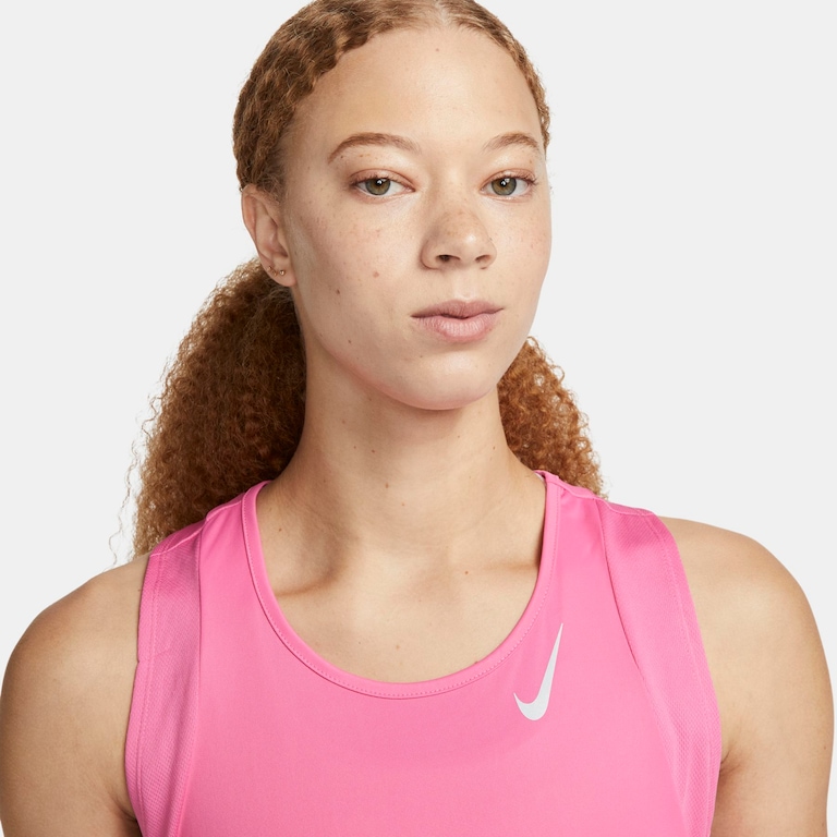 Regata Nike Dri-FIT Race Feminina - Foto 3