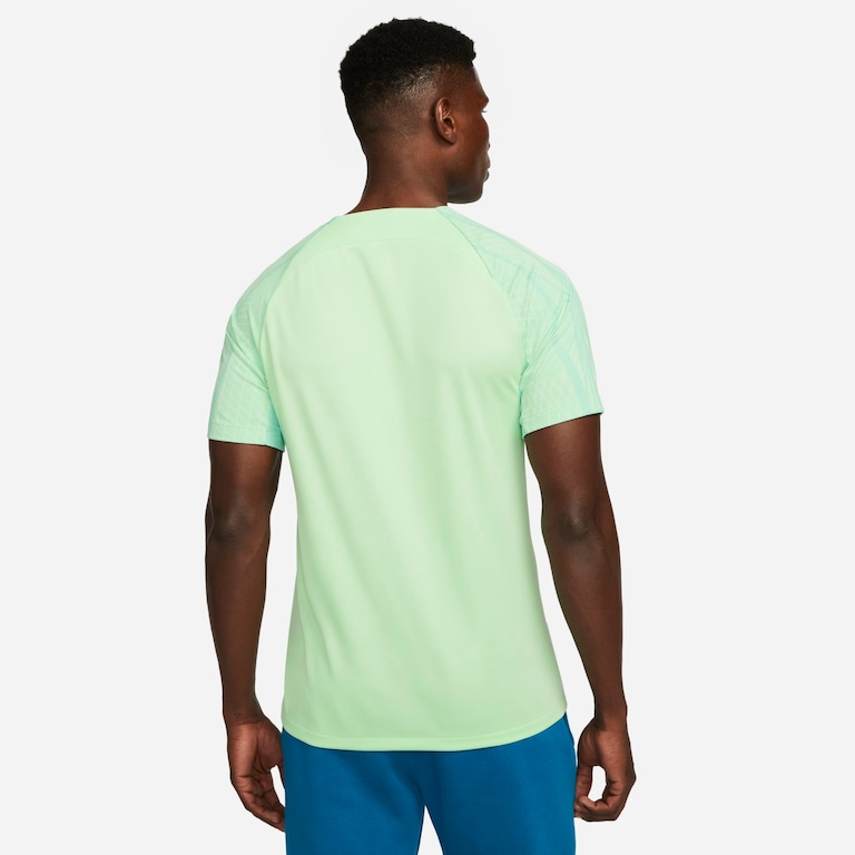 Camiseta Nike Brasil Strike Masculina - Foto 2