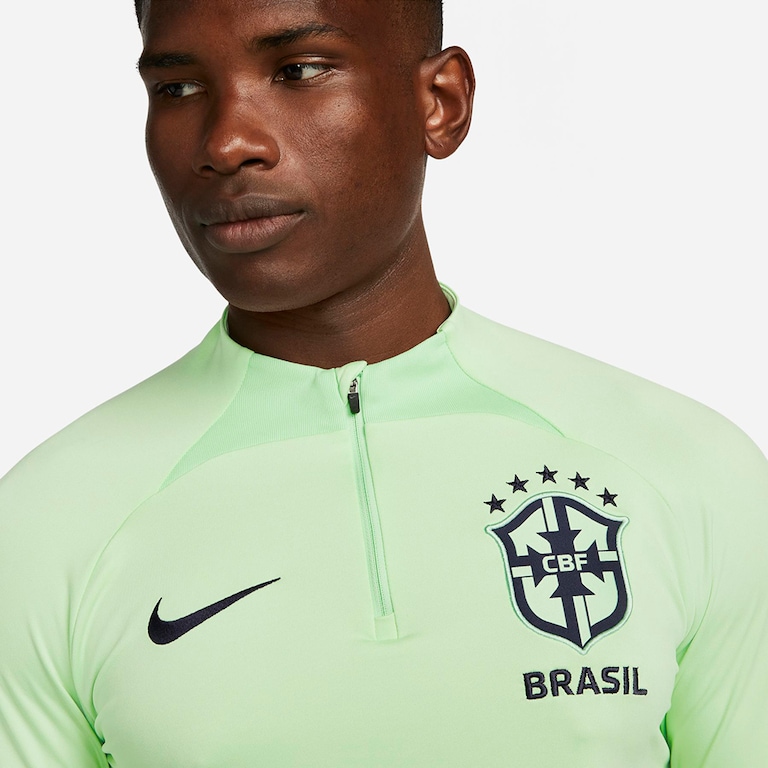 Camiseta Manga Longa Nike Brasil Strike Masculina - Foto 3