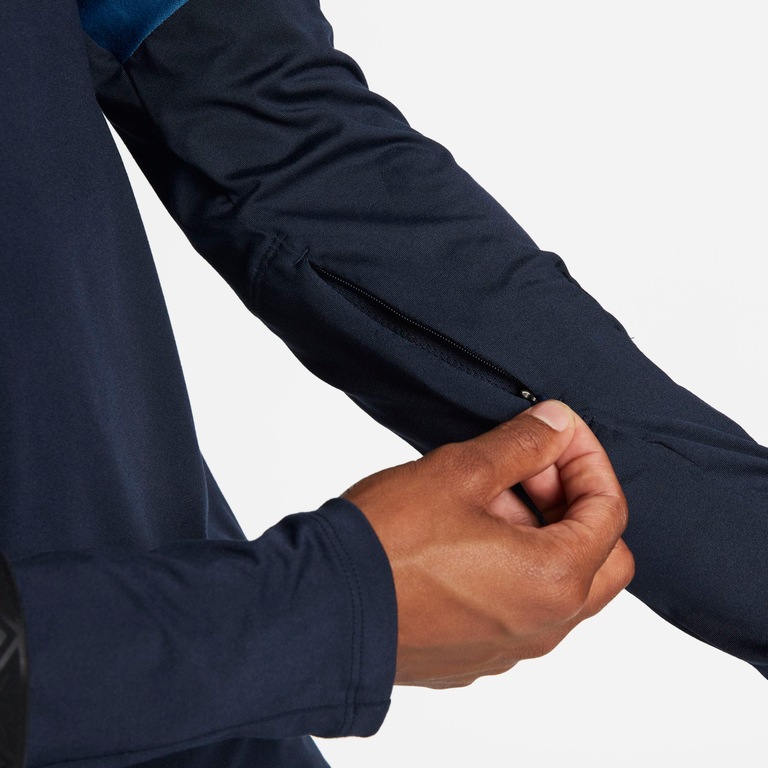 Camiseta Nike Dri-FIT Trail Masculina - Foto 5