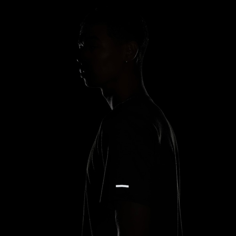 Camiseta Nike Dri-FIT Run Division Masculina - Foto 7