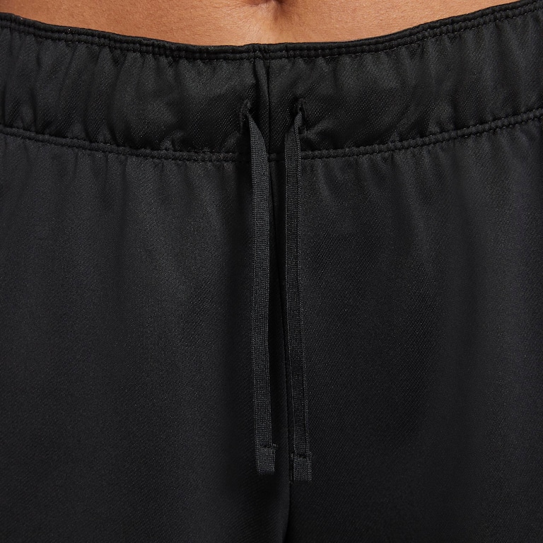 Shorts Nike Dri-FIT Attack Feminino - Foto 5