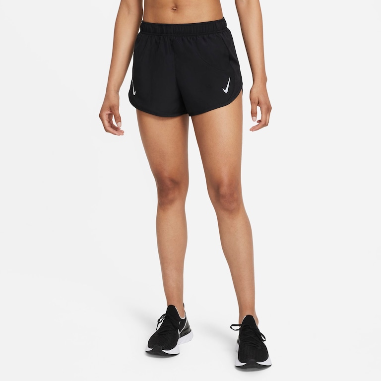 Shorts Nike Dri-FIT Tempo Race Feminino - Foto 1