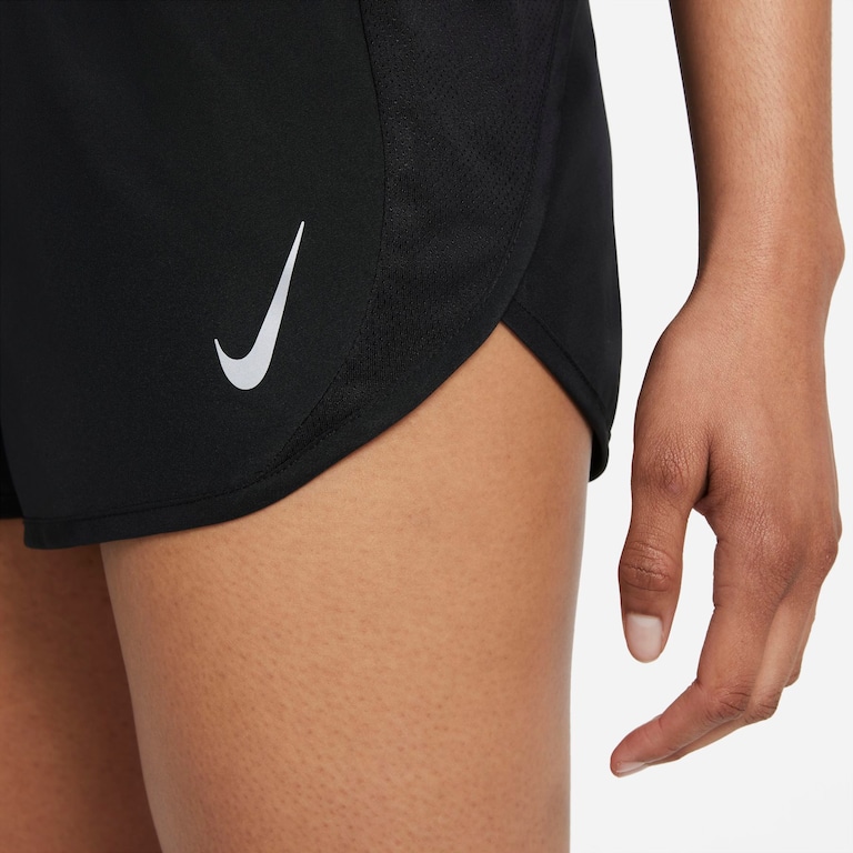 Shorts Nike Dri-FIT Tempo Race Feminino - Foto 5