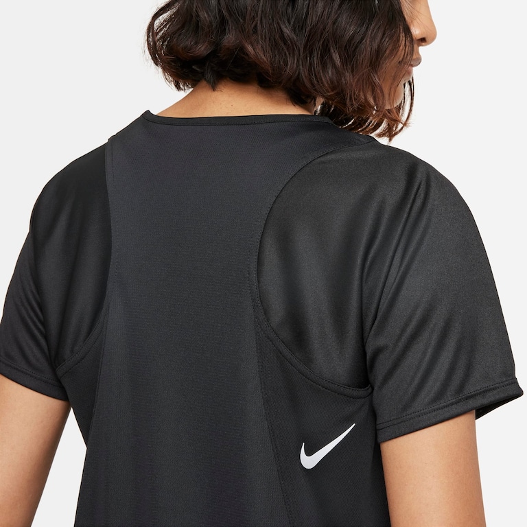 Camiseta Nike Dri-FIT Race Feminina - Foto 5