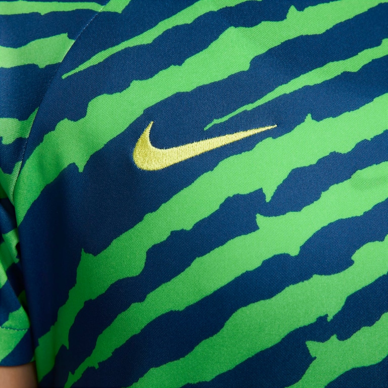 Camiseta Nike Brasil Pré-Jogo Feminina - Foto 5