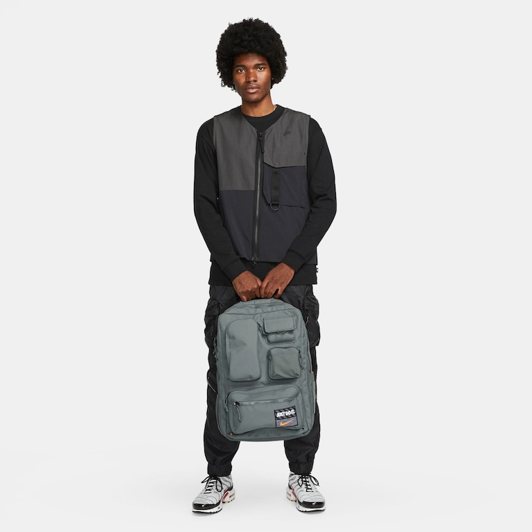 Mochila Nike Utility Elite Masculina - Foto 14