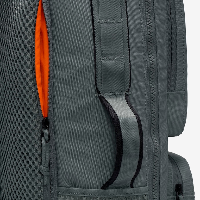 Mochila Nike Utility Elite Masculina - Foto 9