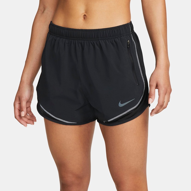 Shorts Nike Dri-FIT Run Division Tempo Luxe Feminino - Foto 2