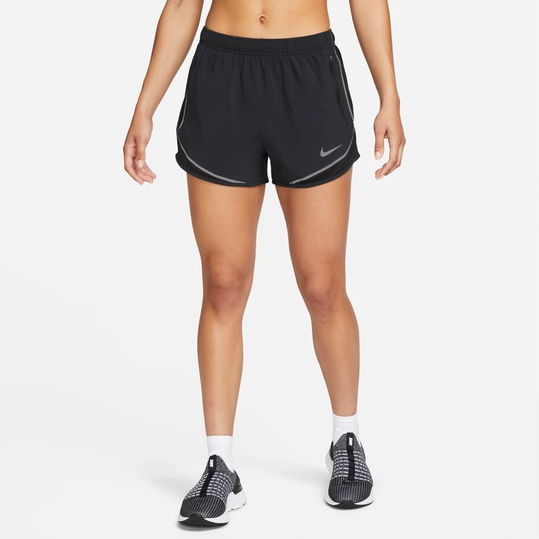 Shorts Nike Dri-FIT Run Division Tempo Luxe Feminino - Foto 1
