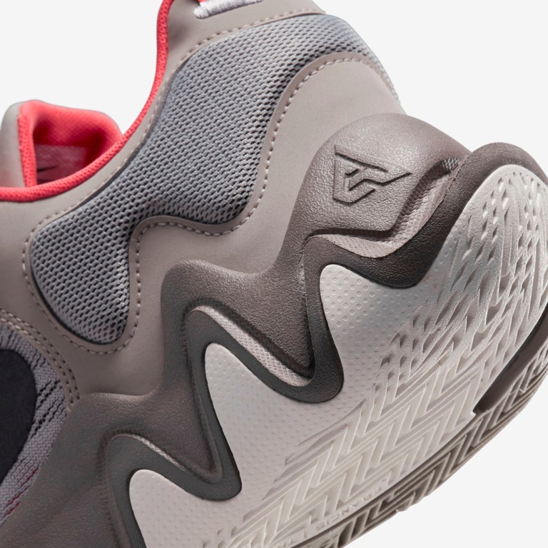 Tênis Nike Giannis Immortality 2 Masculino - Foto 8