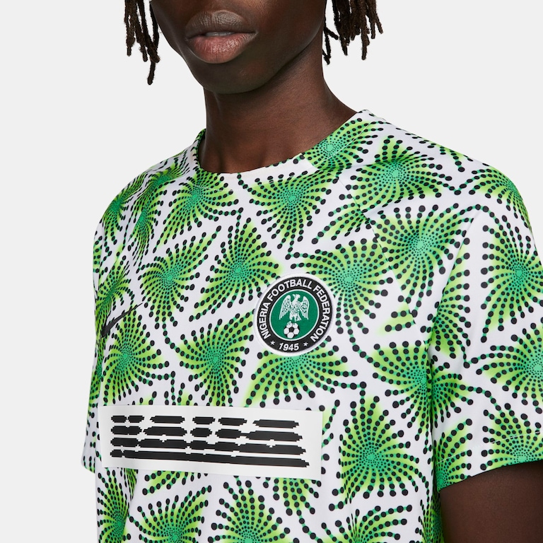 Camiseta Nike Nigéria Pré-Jogo Masculina - Foto 3