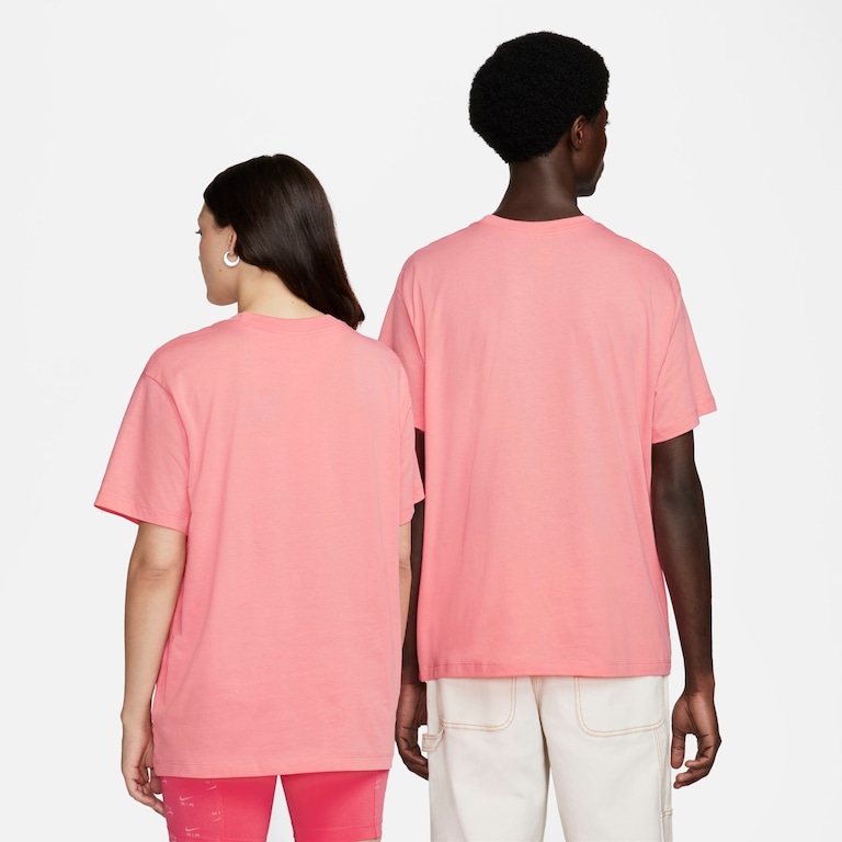 Camiseta Nike Sportswear Essentials Feminina - Foto 2