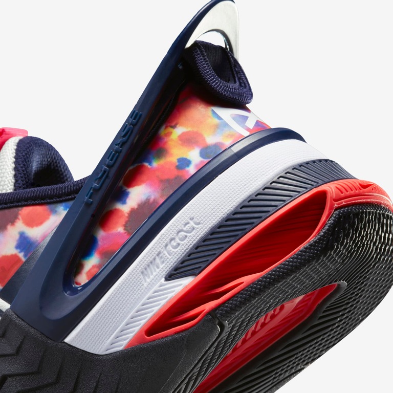 Tênis Nike Metcon 8 Flyease Feminino - Foto 11